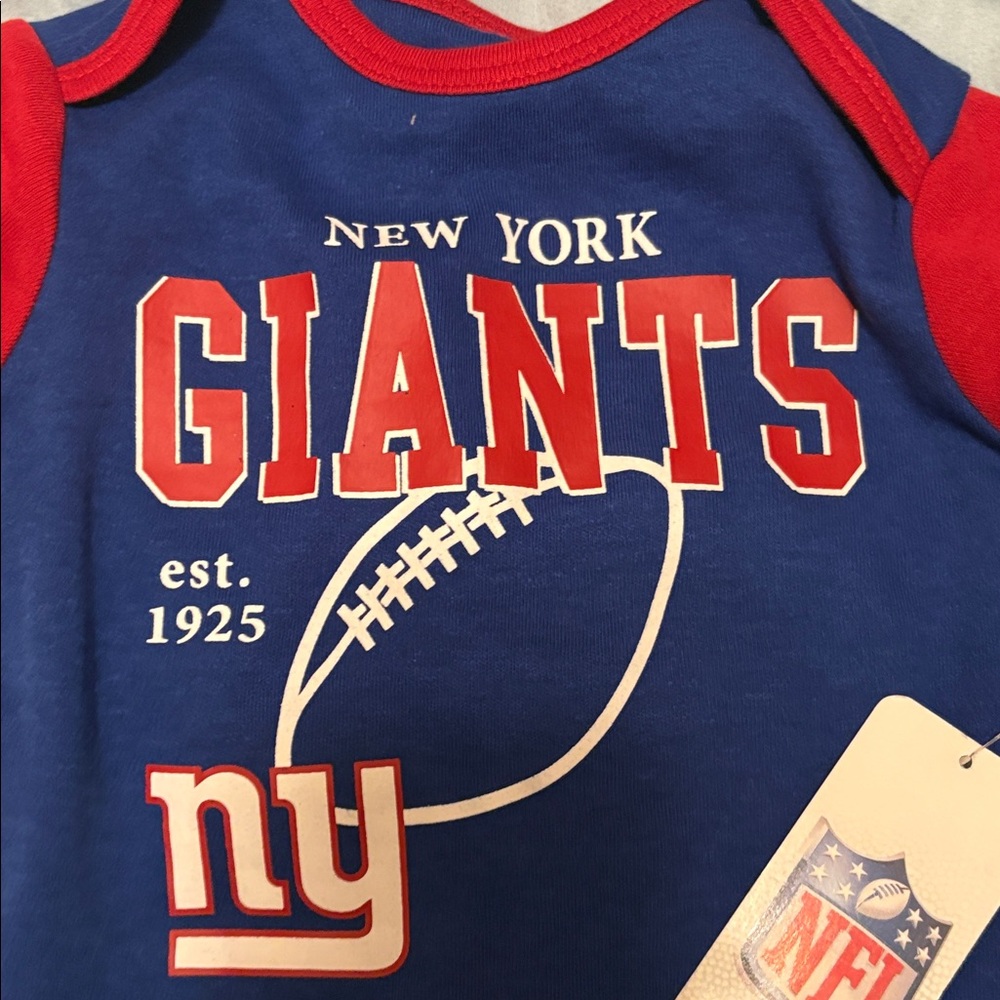 NWT New York Giants Baby Onesie 6/9 month - Picture 2 of 4